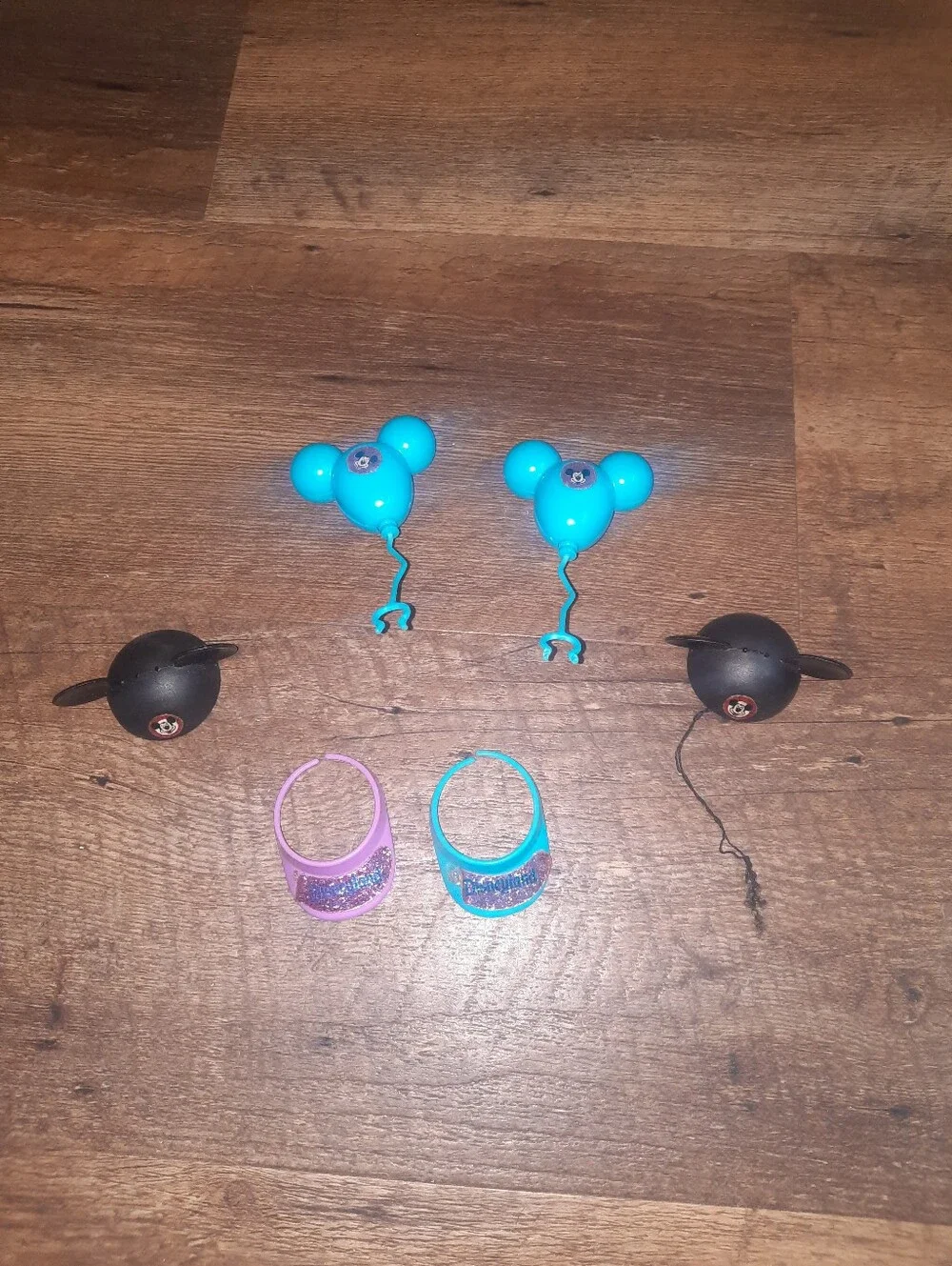 Vintage The Heart Family Disney Doll Accessories